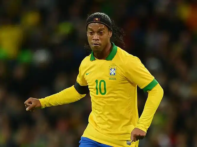 明星球员德 明星球员德